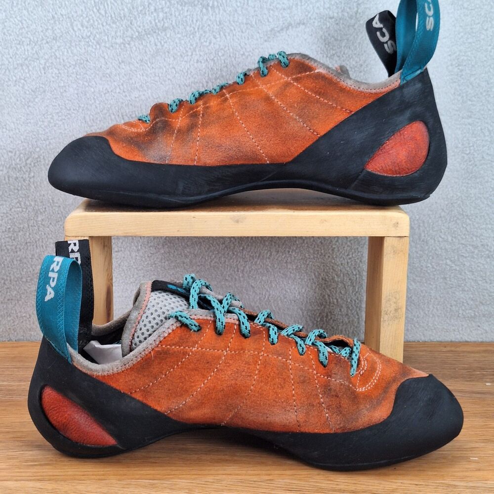 SCARPA Helix Rock Climbing Shoes EU 41.5 Men 8.5 Women 9.5  Italy Bouldering Red